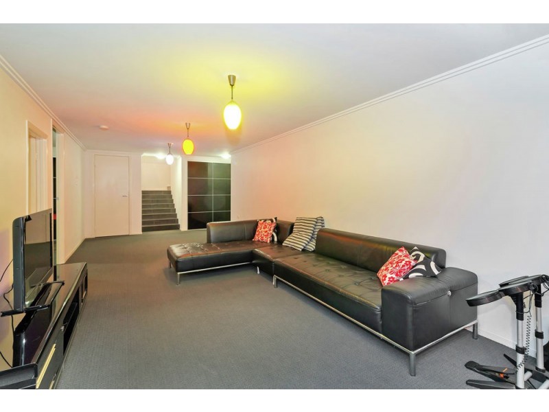 1 Rosewall Court, Mount Kynoch QLD 4350