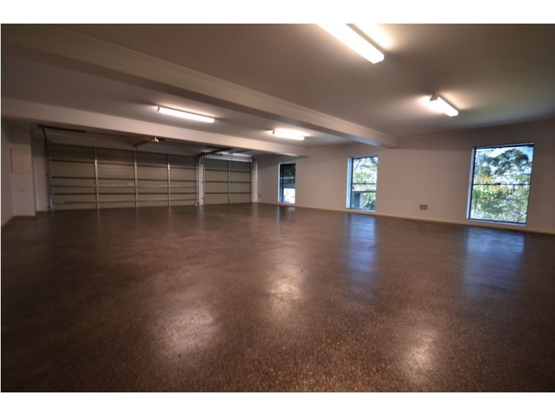 1 Rosewall Court, Mount Kynoch QLD 4350