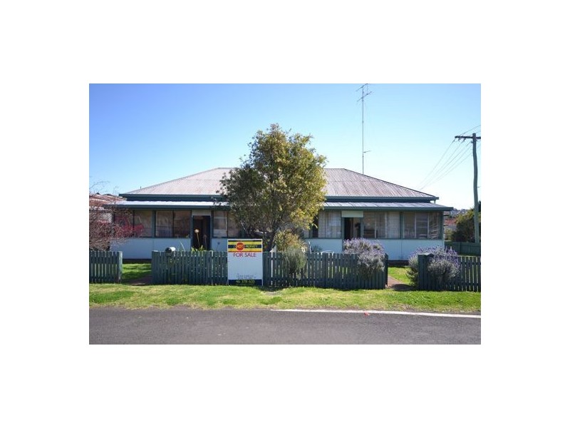 1 Alexander Street, North Toowoomba QLD 4350