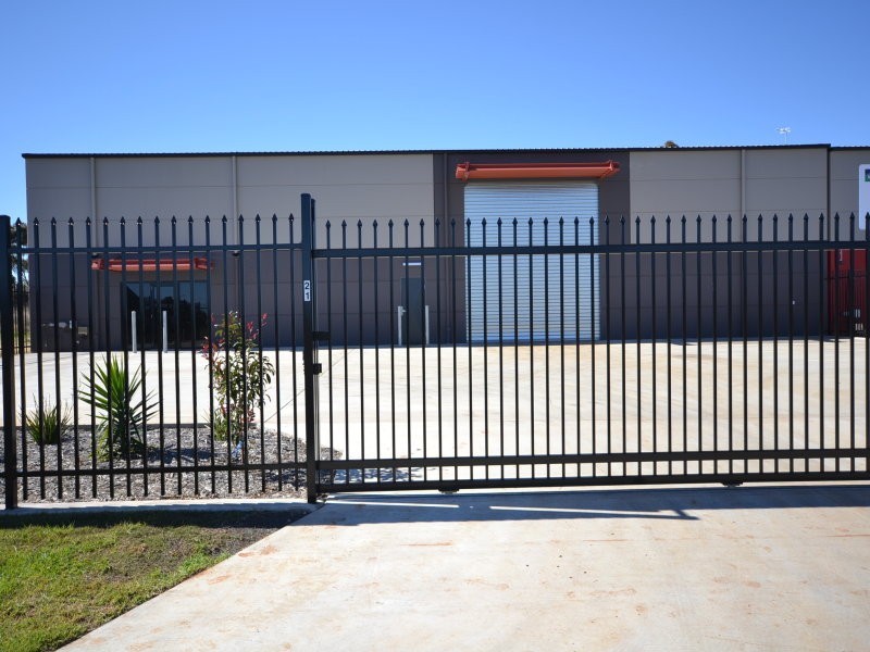 21 Markelee Street, Glenvale QLD 4350