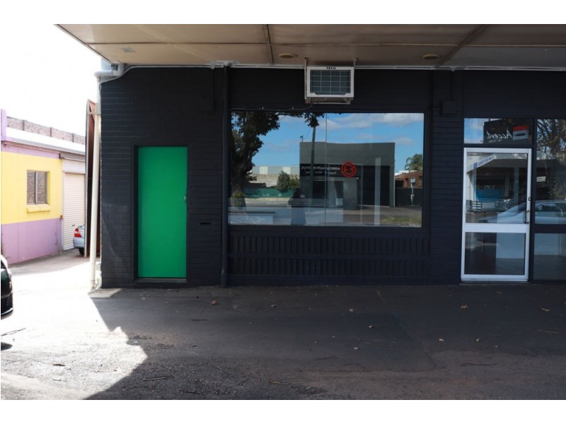 Shop 2 / 209 James Street, Toowoomba City QLD 4350