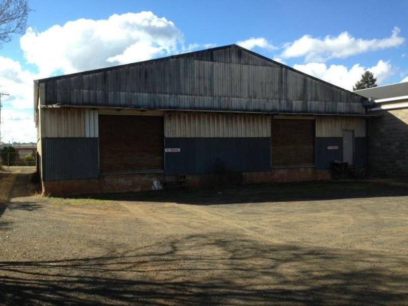 10 Makepeace Street, Rockville QLD 4350