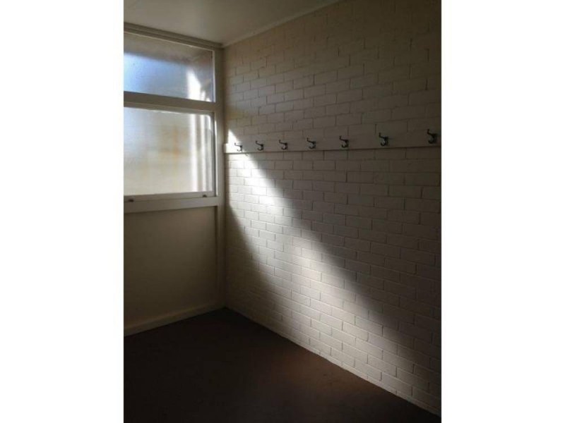 10 Makepeace Street, Rockville QLD 4350