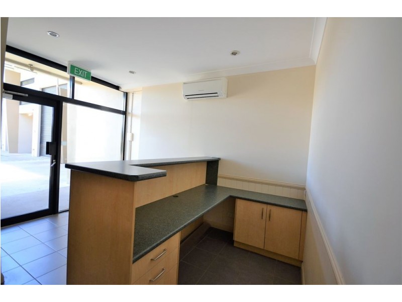 Unit 7 / 11-15 Gardner Court, Wilsonton QLD 4350