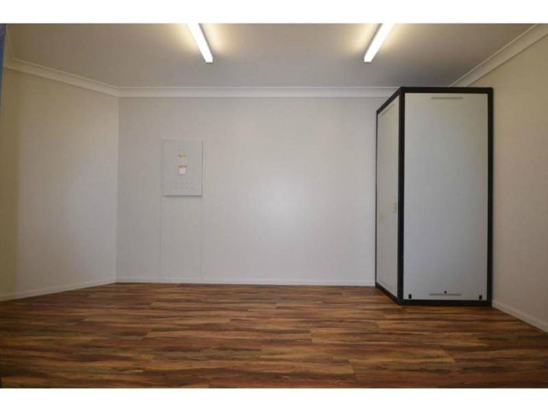 Shed 1/5-7 Yarra Lane, Toowoomba City QLD 4350