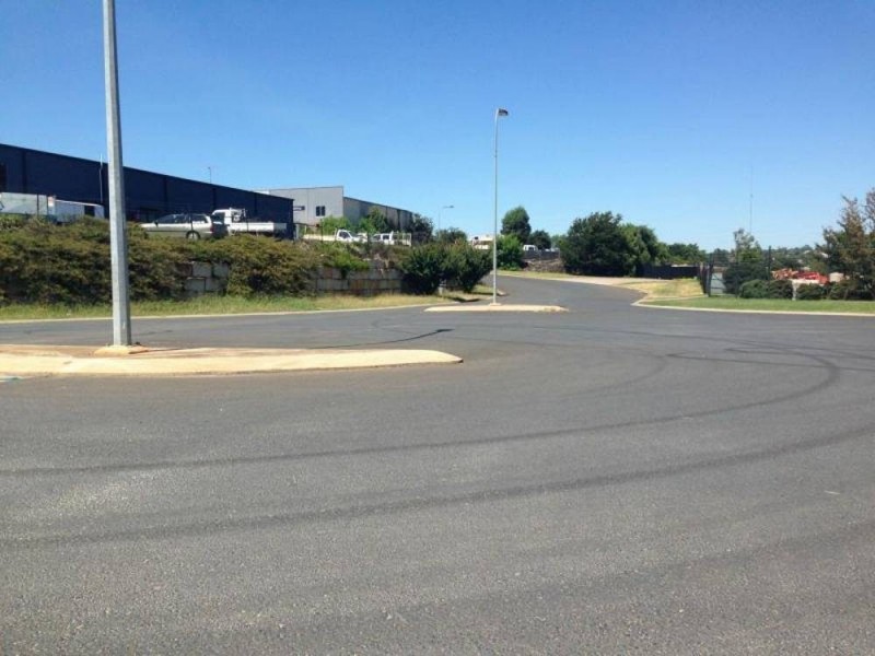 16 Civil Court, Harlaxton QLD 4350