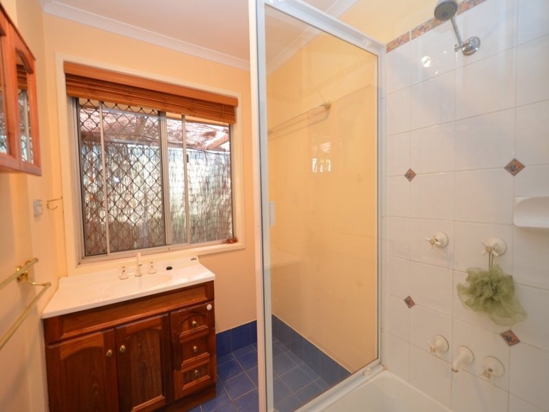 16 Port Street, Wilsonton QLD 4350