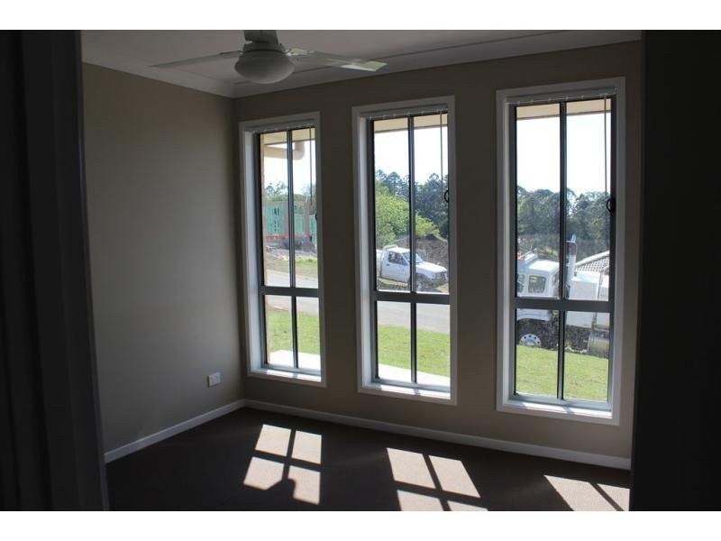 Unit 2/26 Alpine Court, Cranley QLD 4350