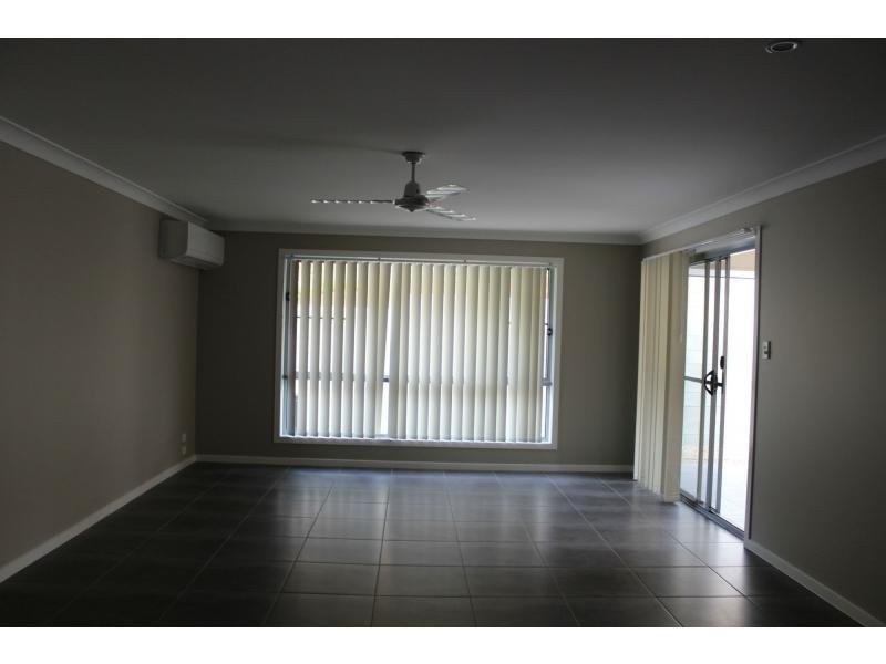Unit 1/24 Alpine Court, Cranley QLD 4350