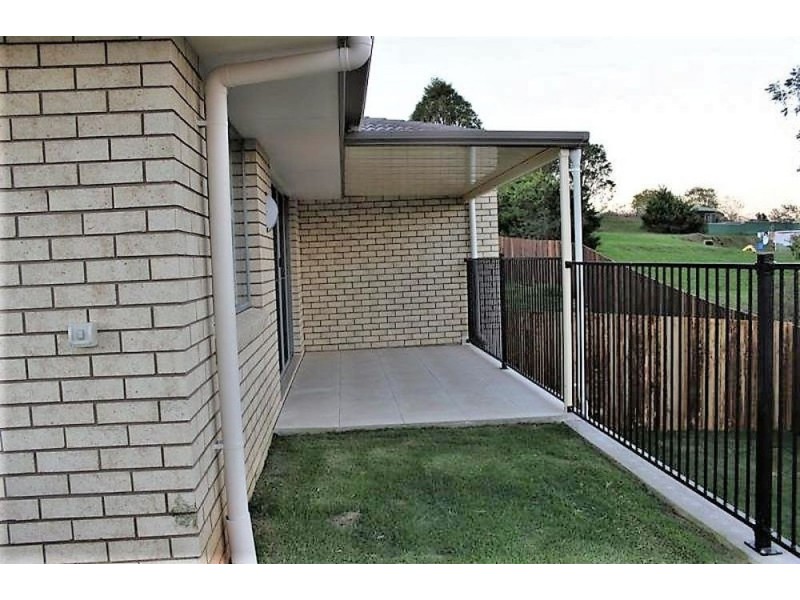 2/19 Alpine Court, Cranley QLD 4350