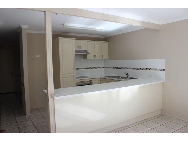 U3/8 Lindsay Street, East Toowoomba QLD 4350