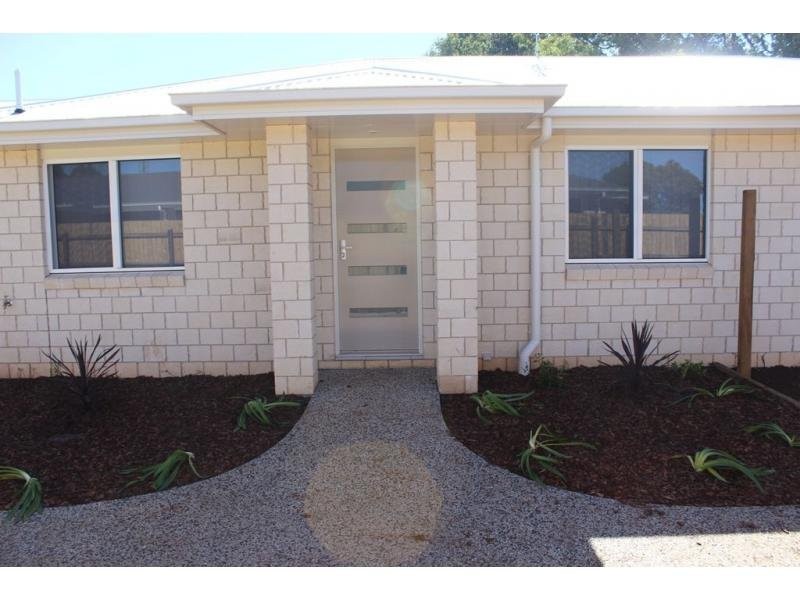 2/8 McDowall Street, Newtown QLD 4350