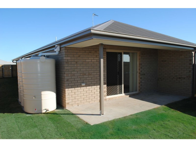69A John Street, Cambooya QLD 4358