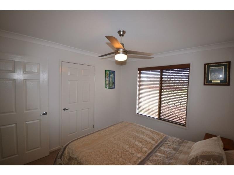 16 Phipps Drive, Meringandan West QLD 4352