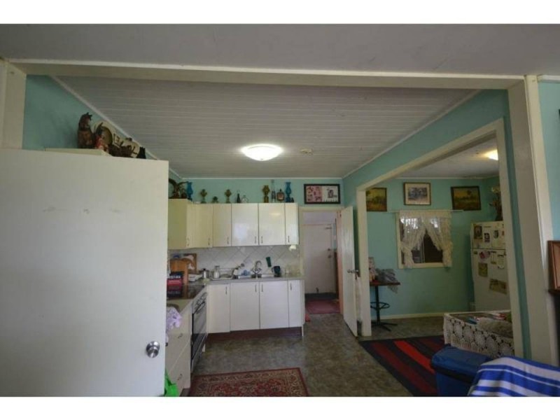 1 Roper Street, Leyburn QLD 4365