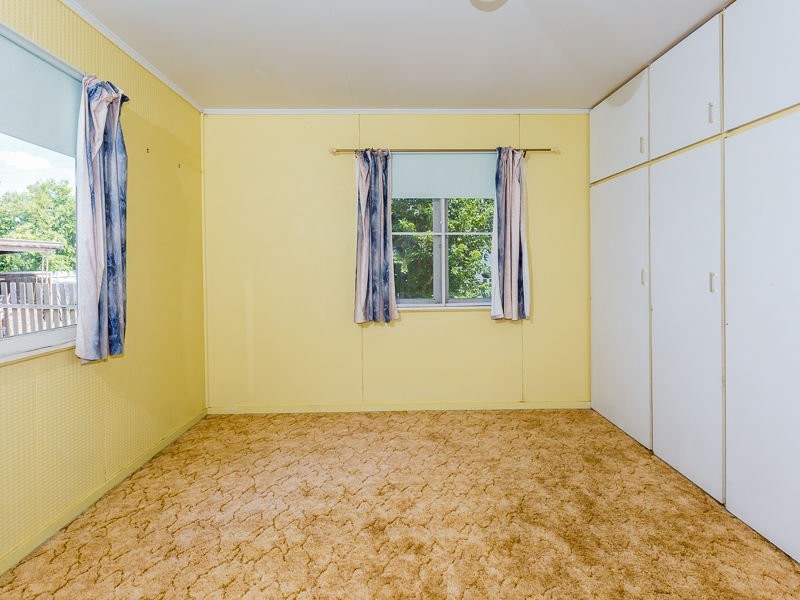 13 Nicholson Street, Dalby QLD 4405