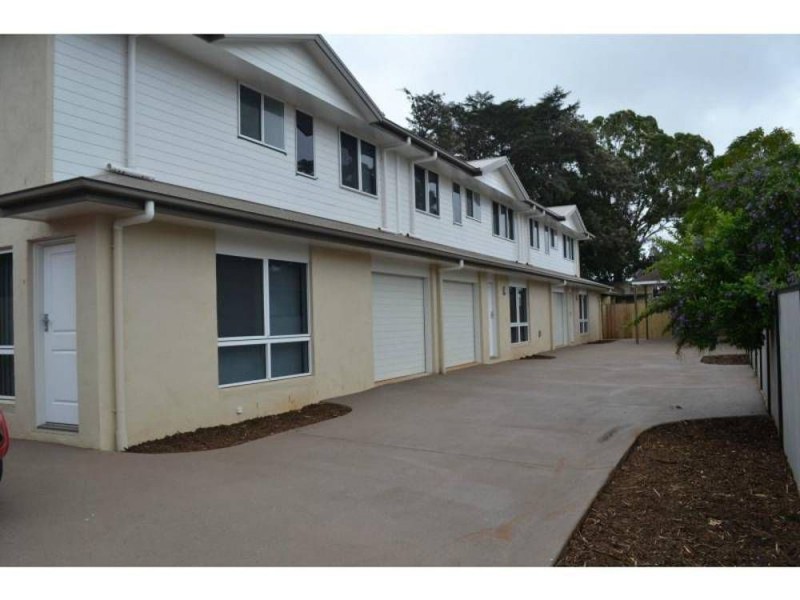 1/421 Tor Street, Newtown QLD 4350