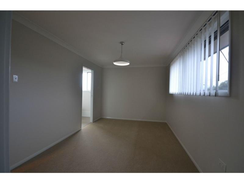 1/421 Tor Street, Newtown QLD 4350