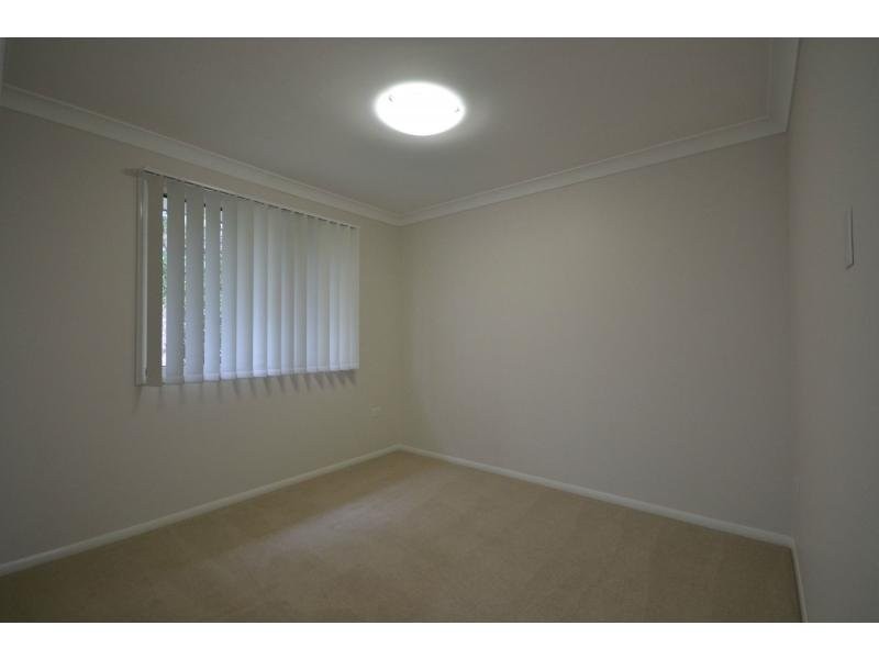 1/421 Tor Street, Newtown QLD 4350