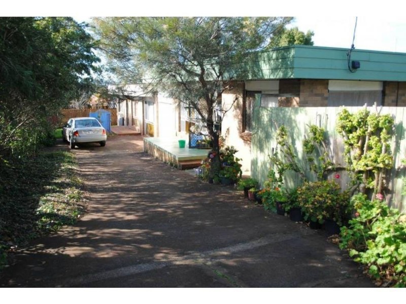 72 Hoey Street, Kearneys Spring QLD 4350