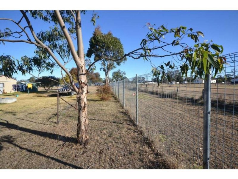 7-11 Donald Street, Leyburn QLD 4365