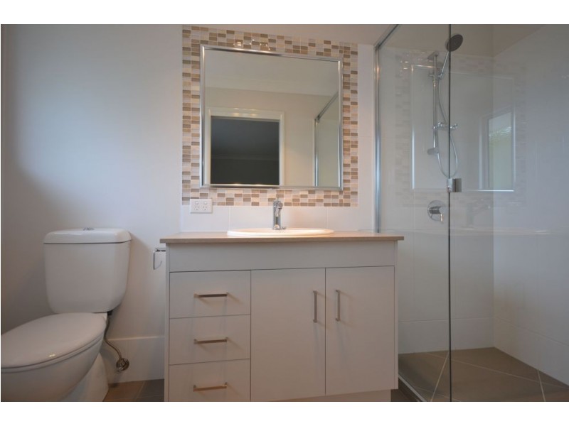 3/421 Tor Street, Newtown QLD 4350