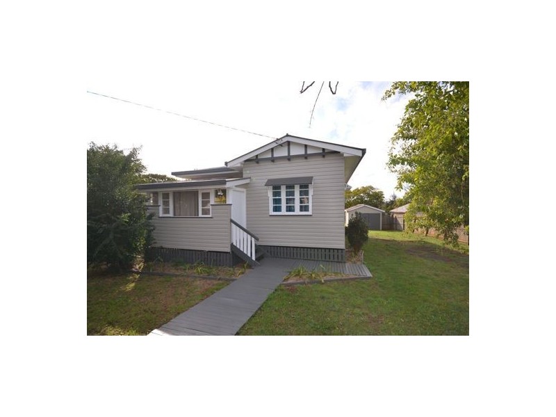 7 Park Street, Wilsonton QLD 4350