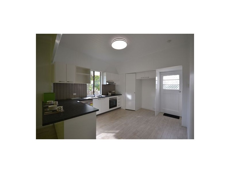 7 Park Street, Wilsonton QLD 4350