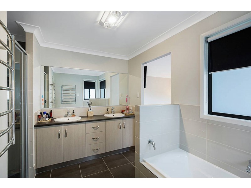 15 Frontier Court, Gowrie Junction QLD 4352