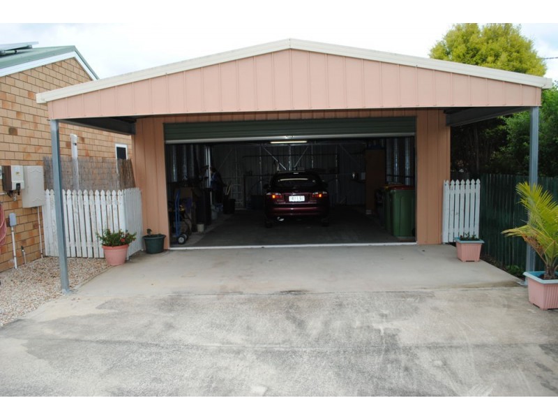 17 Metcalf Street, Gatton QLD 4343