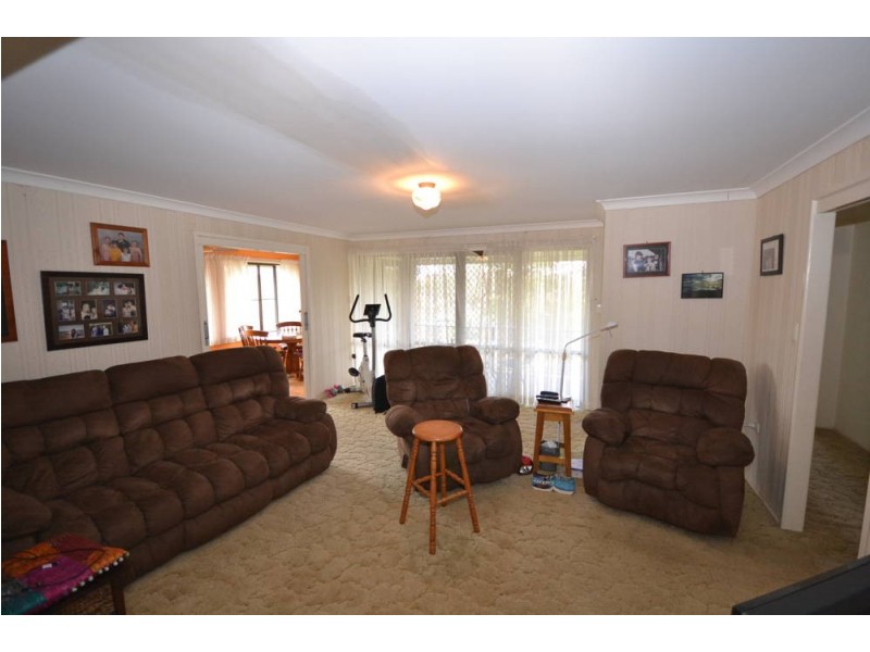 17 Briggs Street, Pittsworth QLD 4356