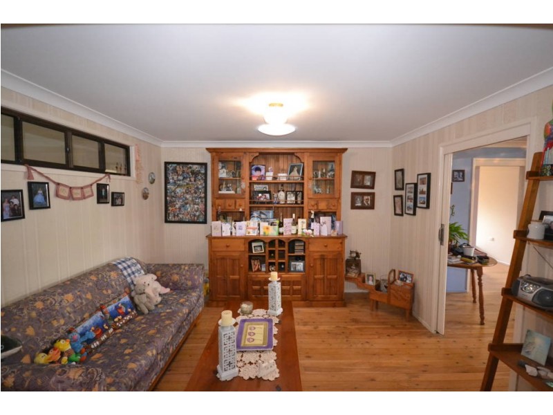 17 Briggs Street, Pittsworth QLD 4356