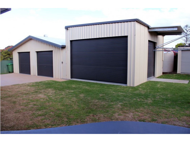 12 Beh Street, Harristown QLD 4350