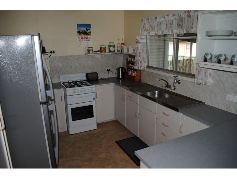 34 Milligan Street, Oakey QLD 4401