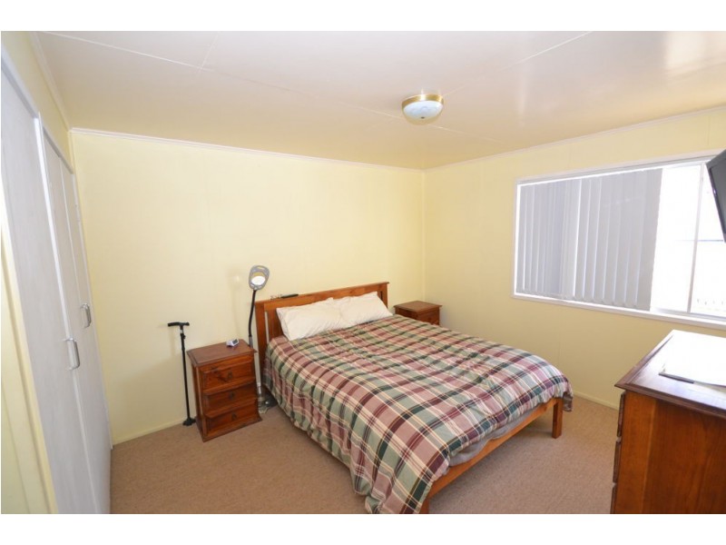 34 Milligan Street, Oakey QLD 4401