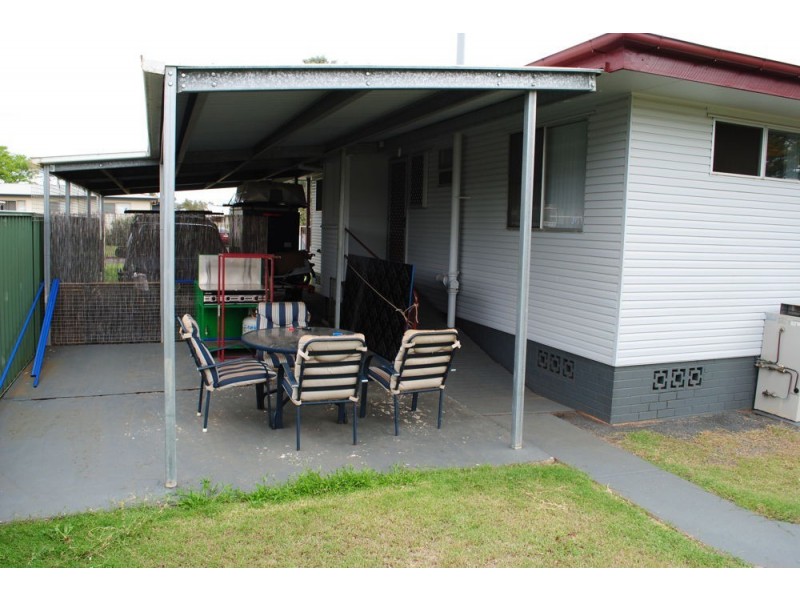 34 Milligan Street, Oakey QLD 4401