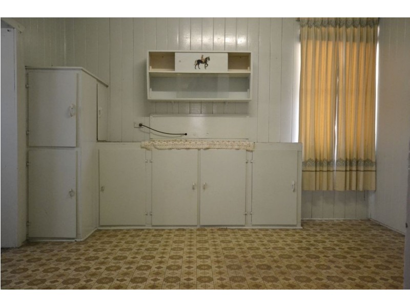 244 Bridge Street, Newtown QLD 4350