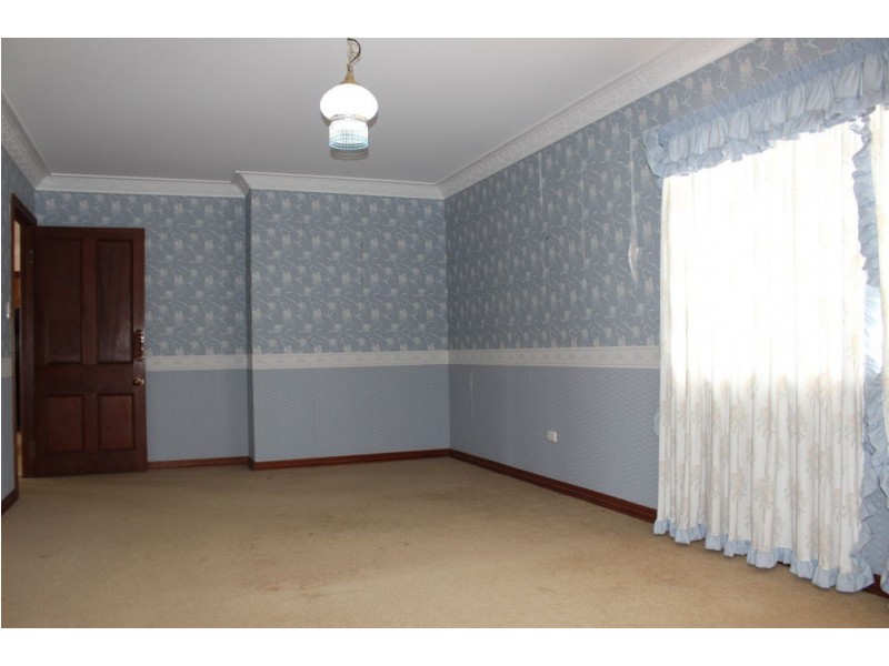 20 Collingwood Close, Middle Ridge QLD 4350
