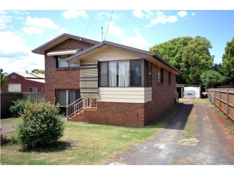 38 Wyalla Street, Newtown QLD 4350