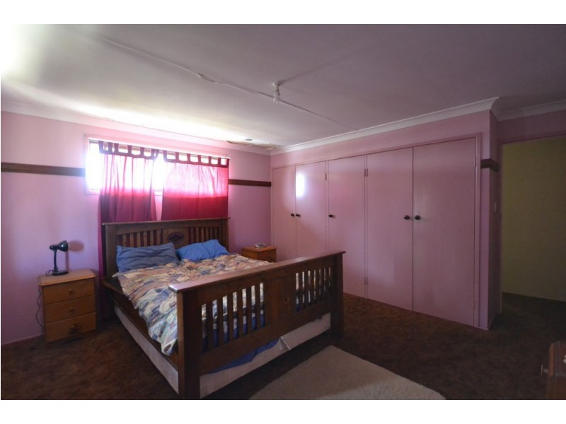 38 Wyalla Street, Newtown QLD 4350