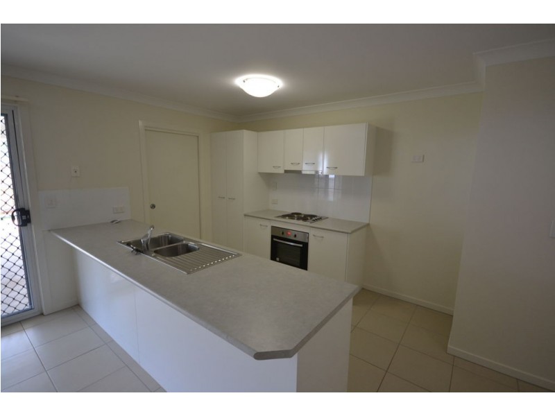 3 Moonah Crescent, Westbrook QLD 4350