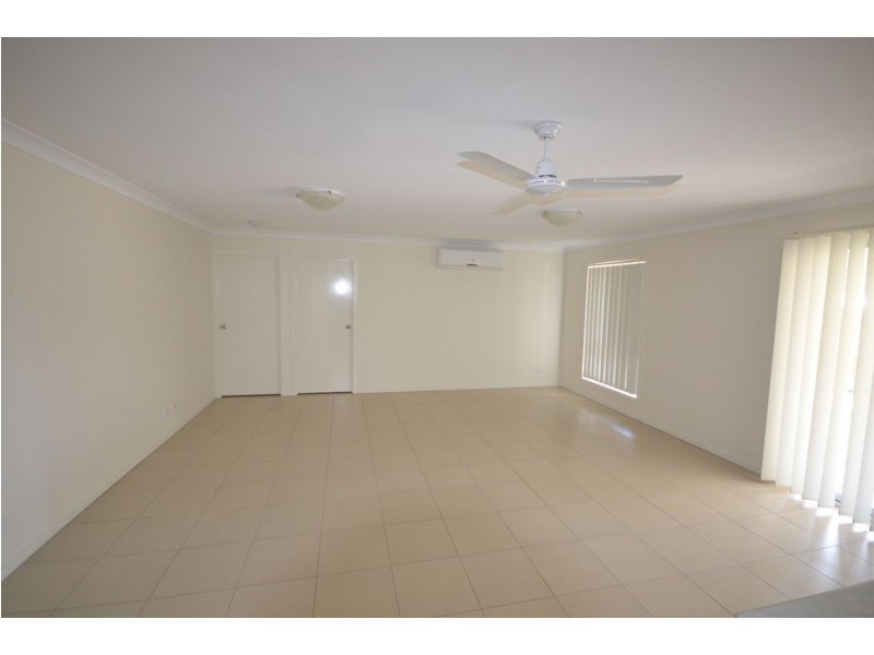 3 Moonah Crescent, Westbrook QLD 4350