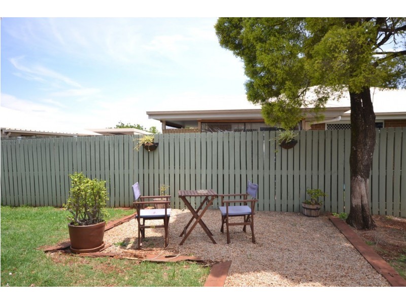 Unit 4/383 Greenwattle Street, Toowoomba QLD 4350