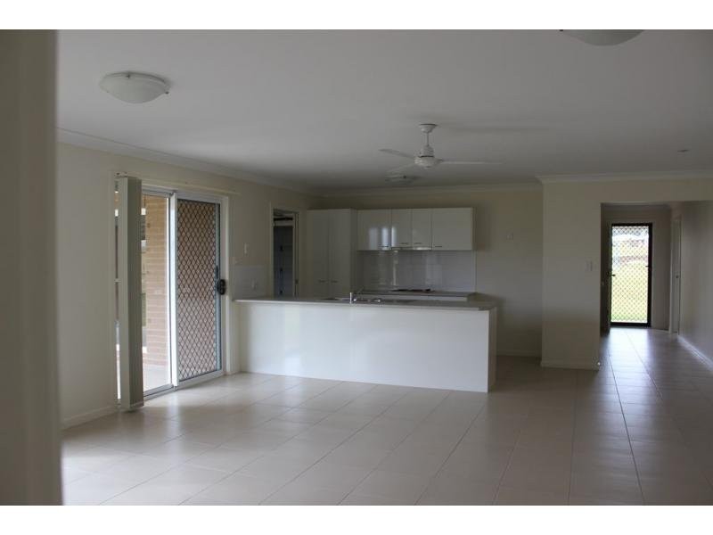 20 Wandoo Crescent, Westbrook QLD 4350