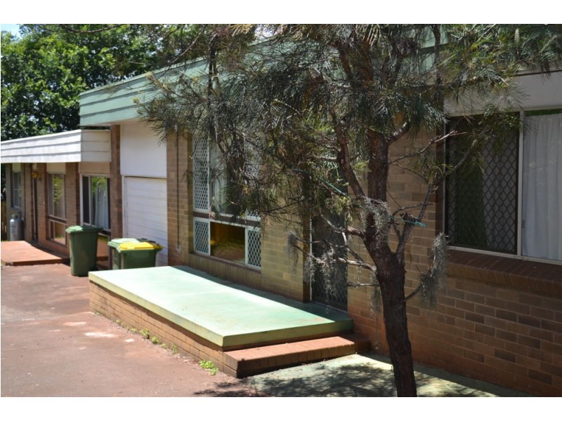 1/72 Hoey Street, Kearneys Spring QLD 4350