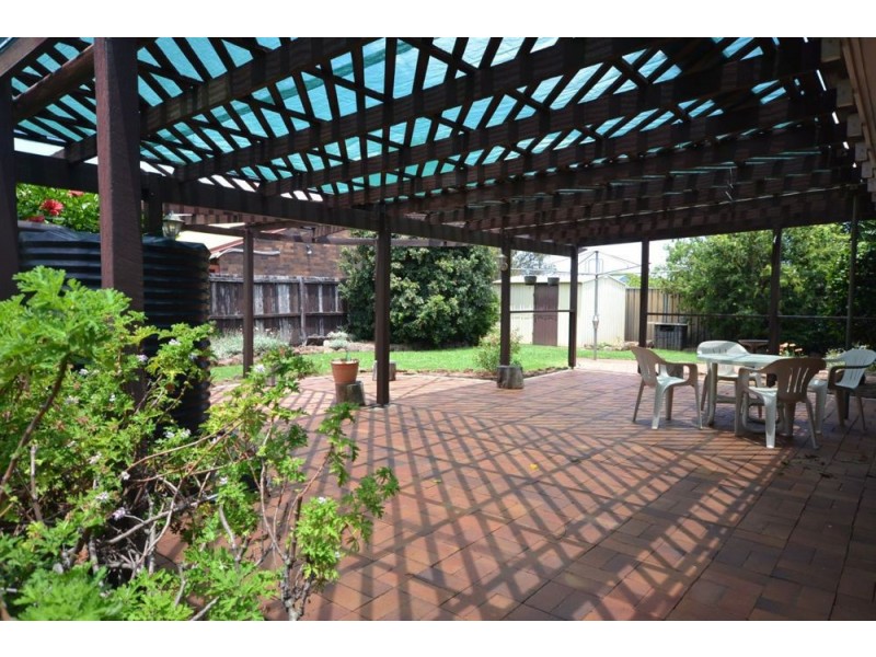 14 Beryl Street, Wilsonton QLD 4350