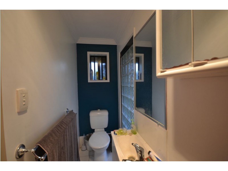 25 Catto Street, Centenary Heights QLD 4350