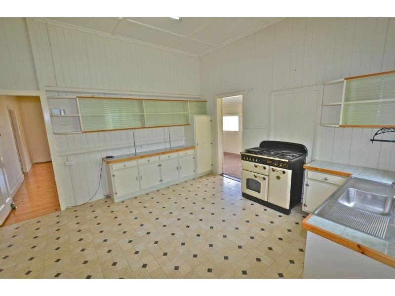 22 Prosser Street, Rockville QLD 4350