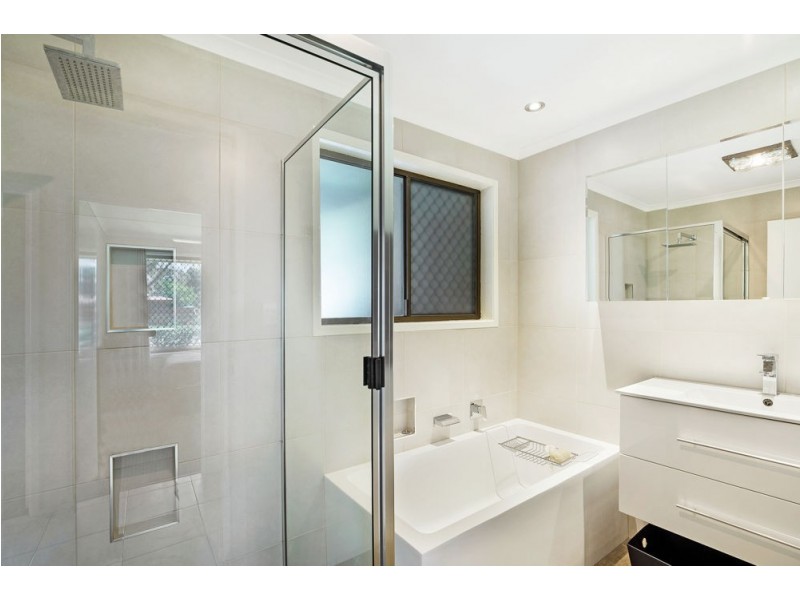 16 Brigalow Street, Newtown QLD 4350