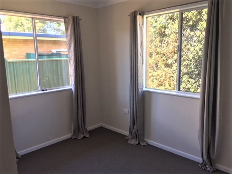 254 Alderley Street, Centenary Heights QLD 4350